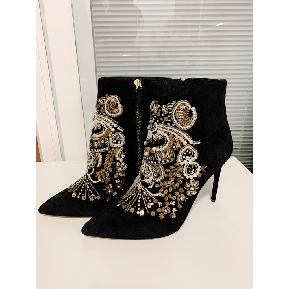 Alice & Olivia Cheb Suede Ankle Boot Black